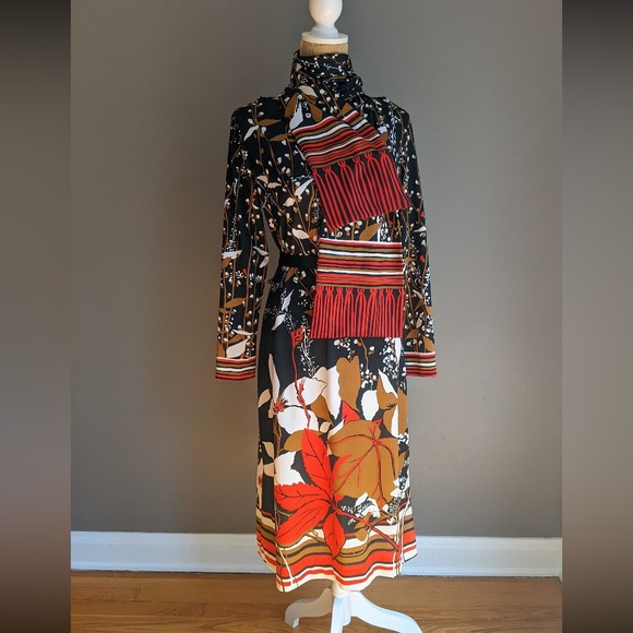 Vintage 1970s Lanvin Dress and Scarf Set - Picture 2 of 6